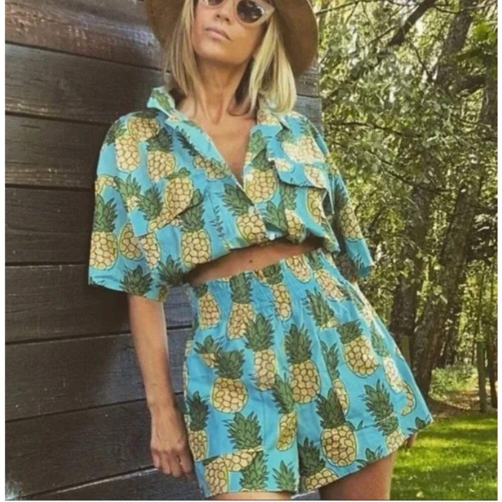 Zara Pineapple Cropped Top & Shorts Set Womens Small/Medium Tropical Beachy